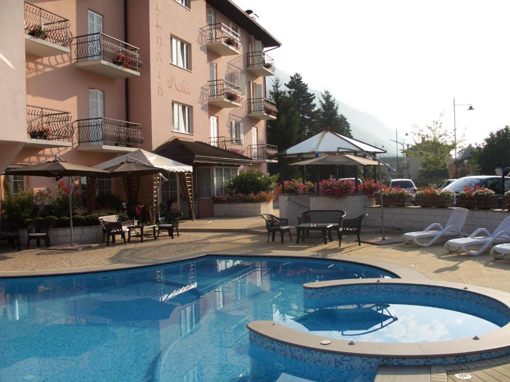 Hotel Bellaria Levico Terme Exterior foto