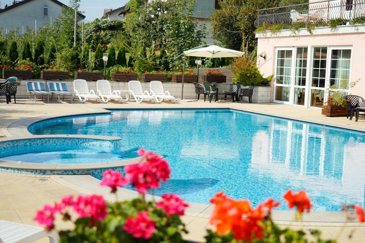 Hotel Bellaria Levico Terme Exterior foto